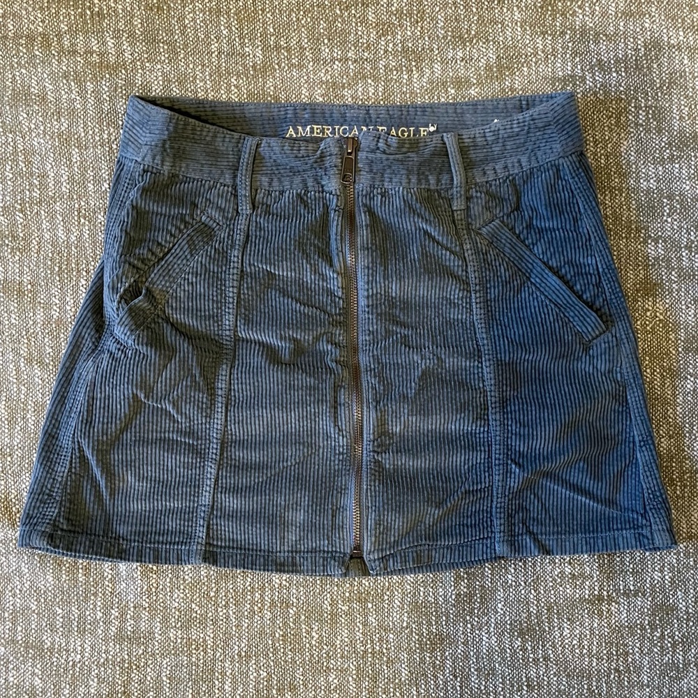*SOLD* american eagle corduroy skirt